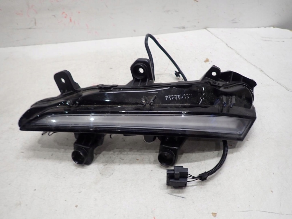 Купити Протитуманна фара правий led drl peugeot 2008 ii 2019- 89252021