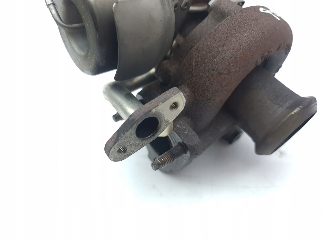 фото №10, Infiniti q30 2016 повний турбонагнітача