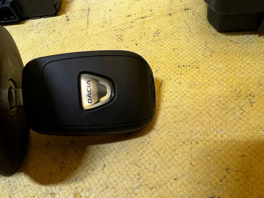 фото №11, Набір стартовий ecu bsi bcm замок запалювання dacia sandero iii 2023r 1.0 sce