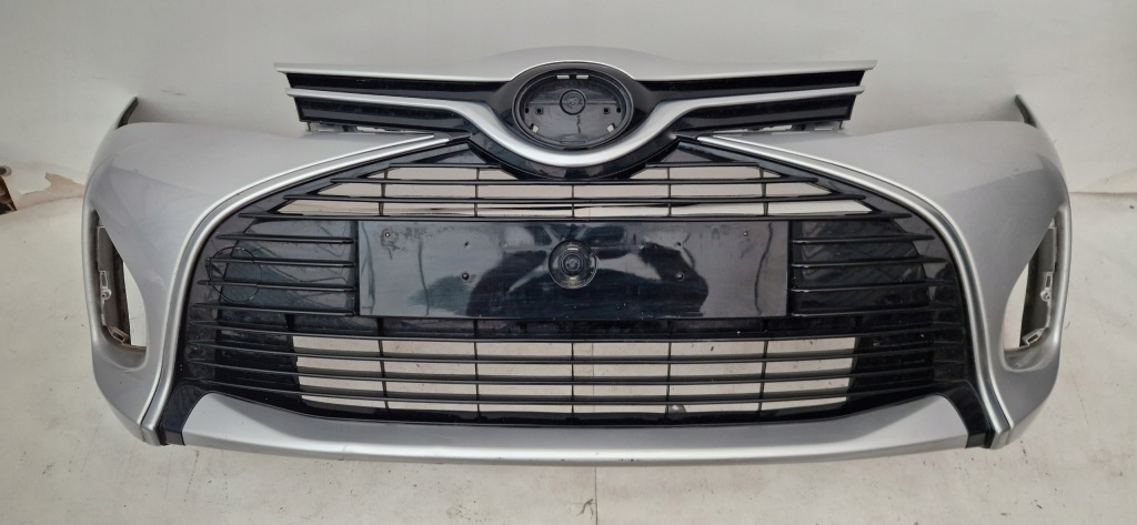 фото №1, Toyota yaris iii 3 lift hybrid бампер передний