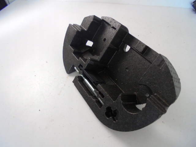 фото №1, Вкладыш багажника ушко шпонка citroen ds3 crossback e-tense 2020 rok