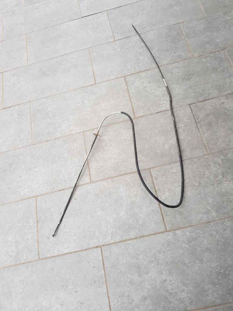 фото №1, Трос люк mercedes w123 sedan