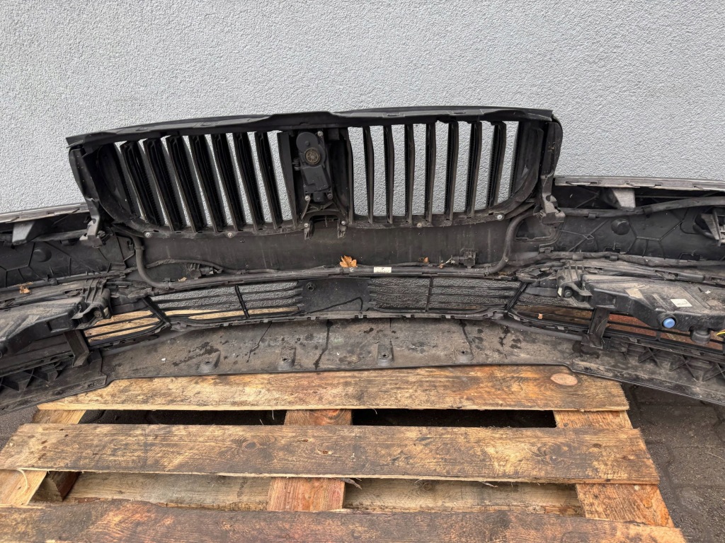 Купити Bmw 7 g11 g12 бампер передній kompletny камера