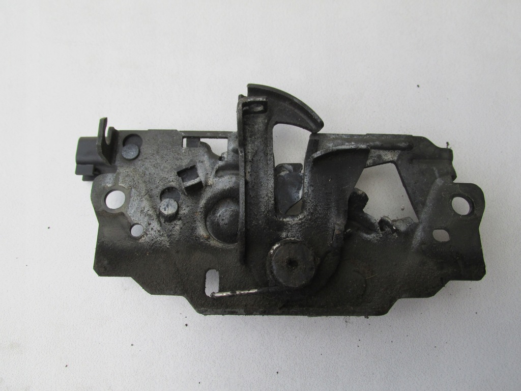 фото №2, Ford оригінальний номер bm5a16700bc замок капот