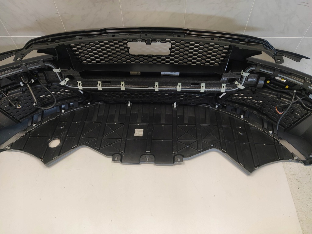 Jaguar xf ii x260 бампер перед передний 6 pdc радар камера celestial black в Украине