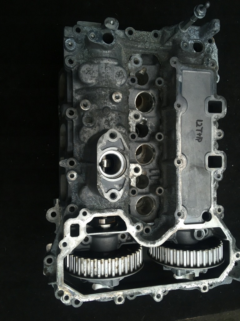 фото №1, Головка 1.2 thp 9810874110 citroen c3 iii 19r.