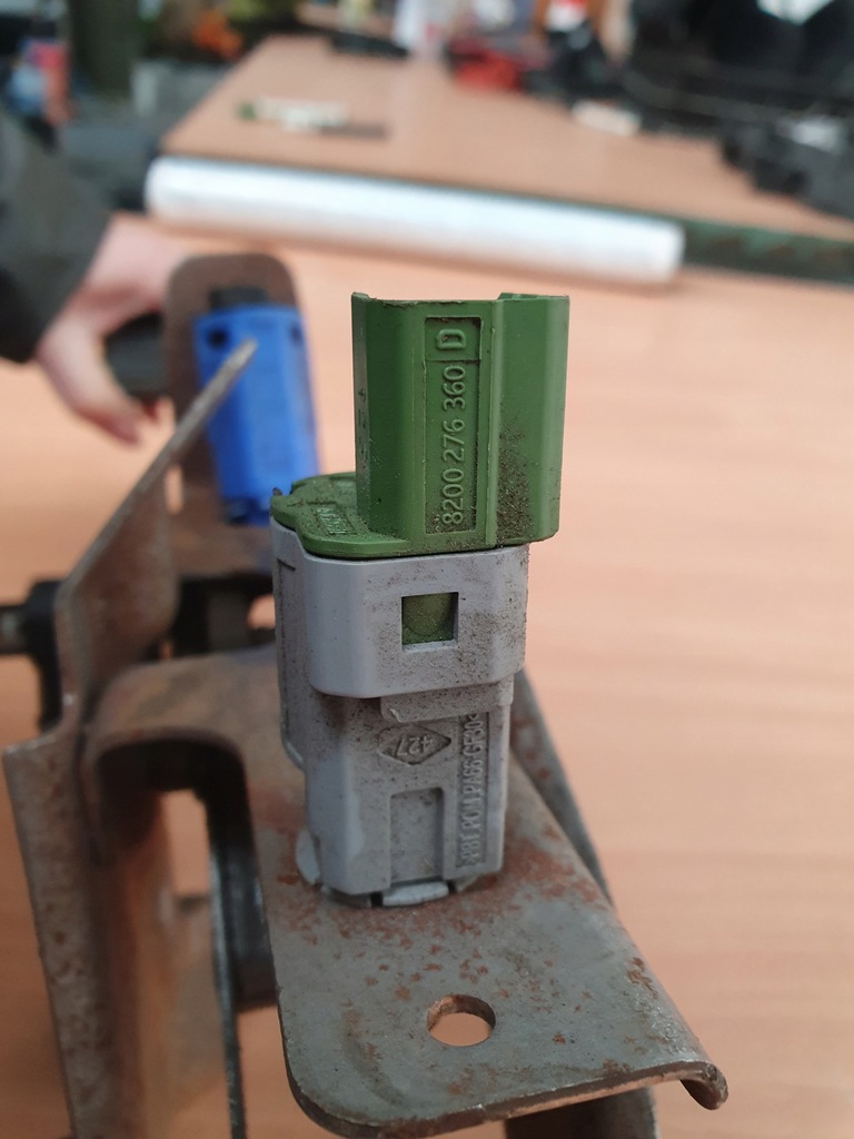 фото №5, Педаль сцепления датчик renault clio iv 4