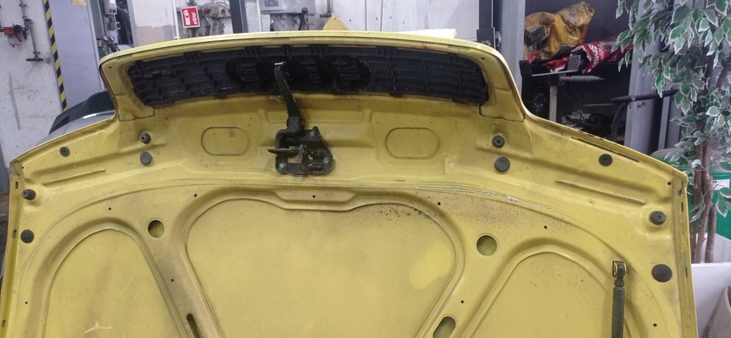 Audi a4 b5 lift капот перед передняя в Украине