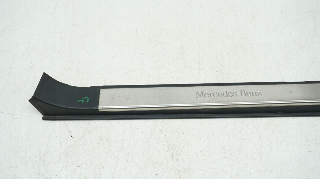 Молдинг поріг ліва права mercedes cl w215 2156800435 2156800335 Ціна