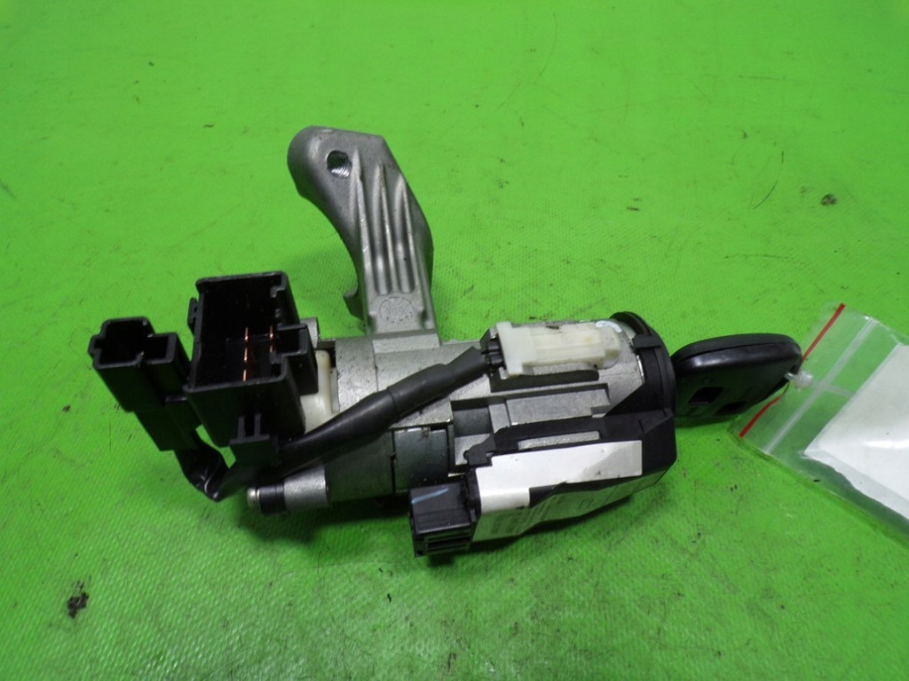 фото №5, Toyota corolla e12 1.6 16v замок зажигания ключ 45020024