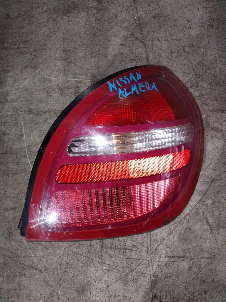 фото №1, Лампа правая задняя nissan almera n16 hb
