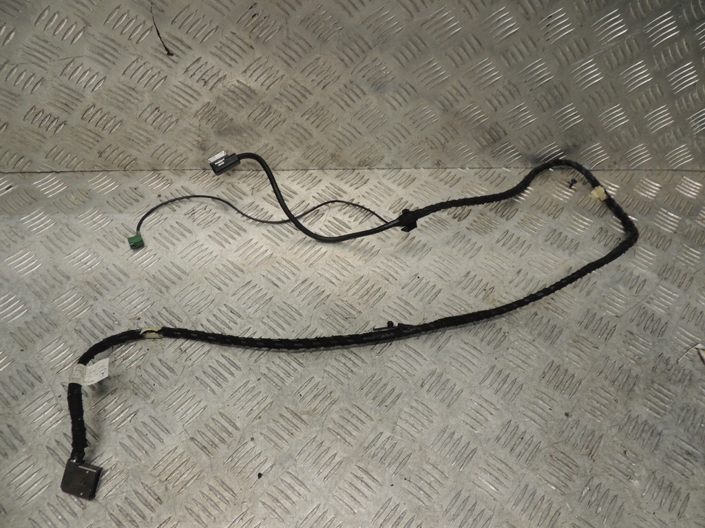 фото №1, Mercedes w207 шланг жгут интерфейс a2048207015