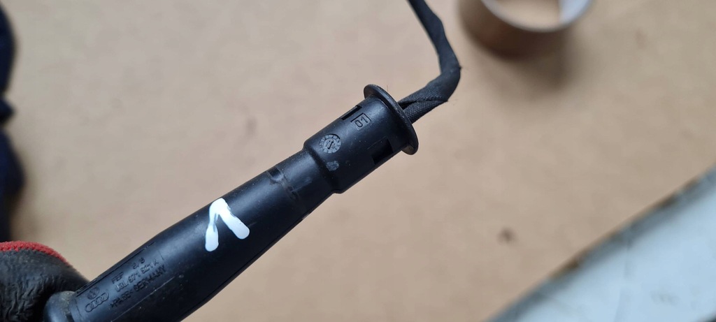 фото №11, A4 b9 8w штекер колодка свічки розжарювання 2.0 tdi 07z971782 a5 8w q5 a6