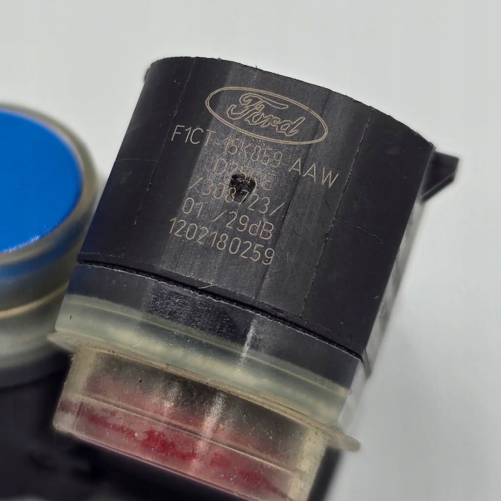 Датчик паркування / sonar ford mustang 2015 / edge 2015 оригінальний номер 1929495 Зі Шроту