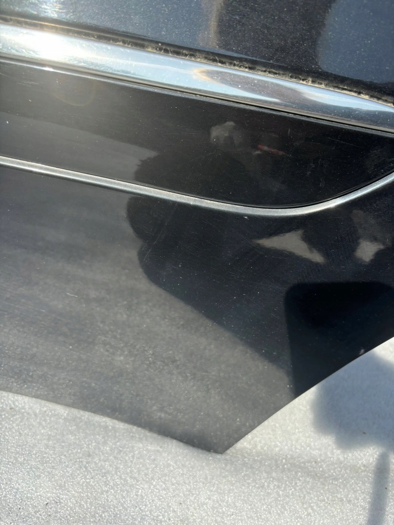 Двері лівий задній задні комплект  mercedes ml w164 c197 оригінал в Україні