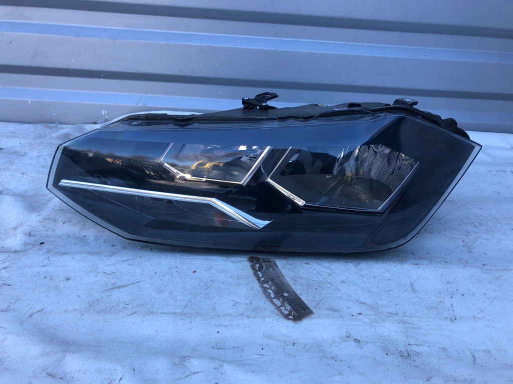 фото №1, Volkswagen polo 6 2g лампа передняя левая 2g1941005