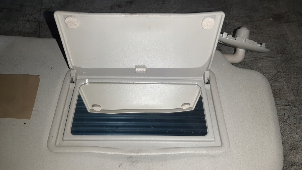 фото №3, Защита солнцезащитная правая ford kuga mk1