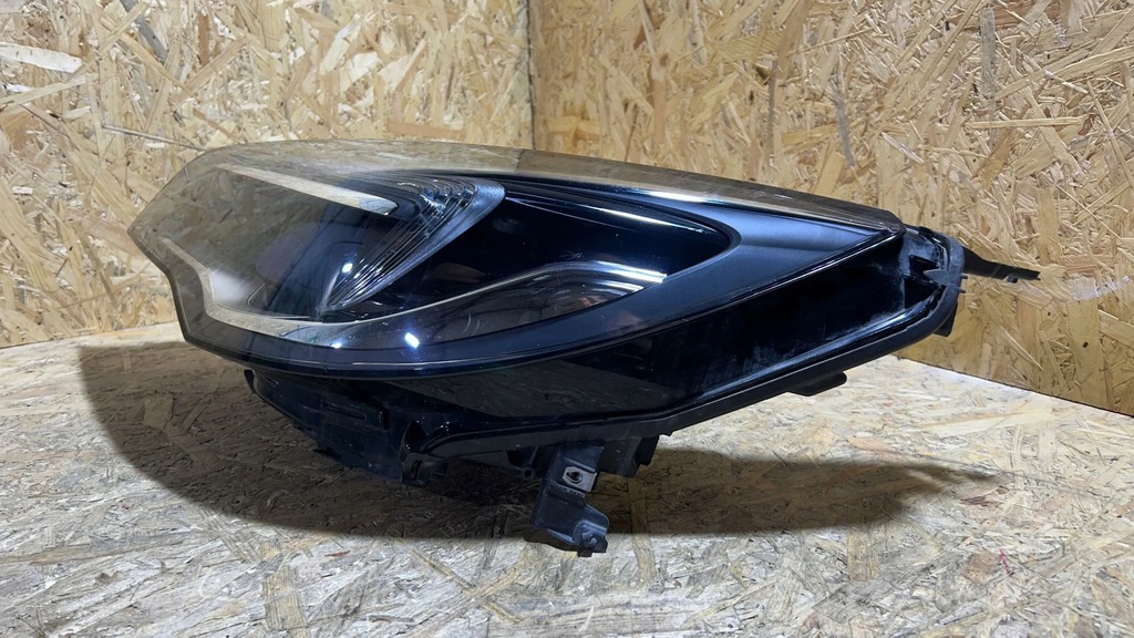 фото №8, Opel astra k 2017 лампы передние