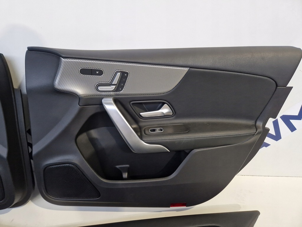 фото №13, Сиденья сиденье комплект сидений обшивки туннель пластики mercedes a-klasa w177 hb