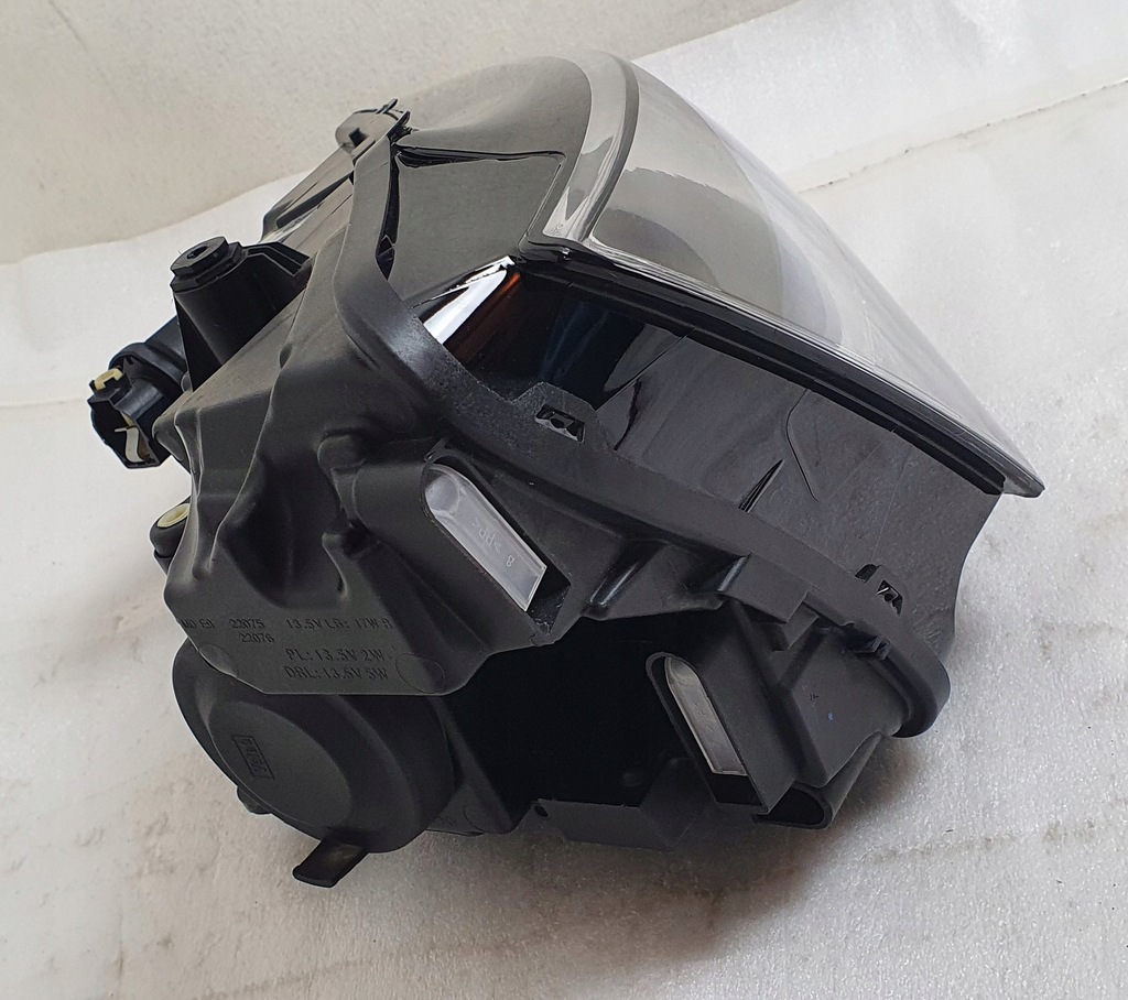 фото №11, Лампа права перед skoda scala h7 led 10 pin 19-