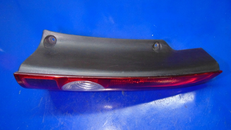 фото №2, Renault оригінальний номер 8200027152 лампа комплектна