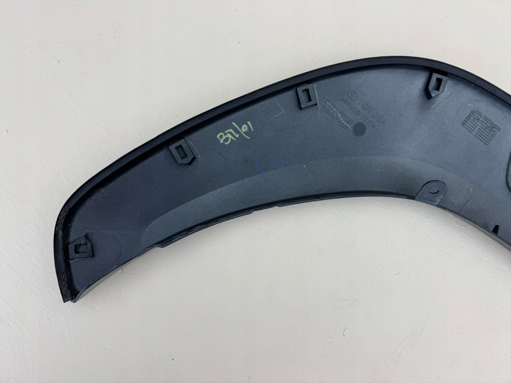 фото №13, Toyota hilux viii 8 15- молдинг крыла левый перед левая передняя 53088yp020