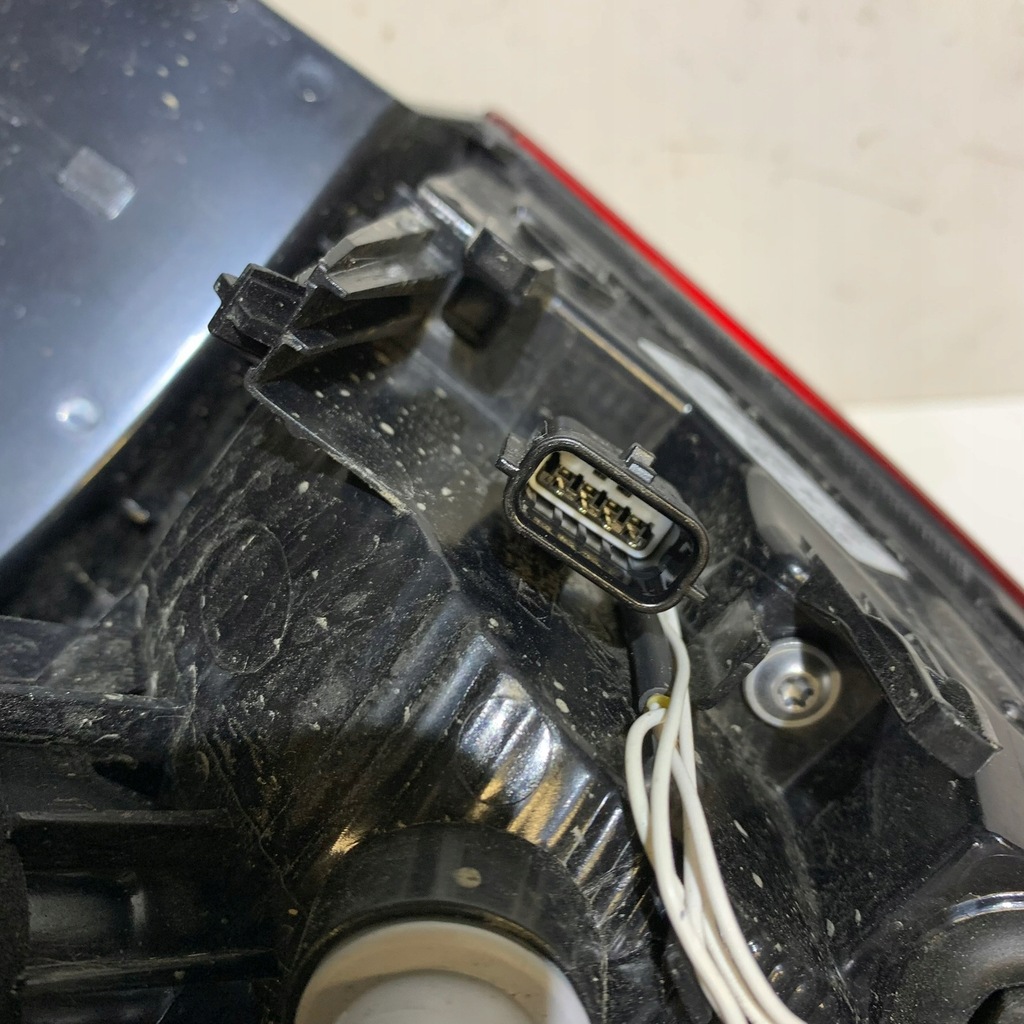 фото №7, Права лампа задня задня led 265509761r renault clio v