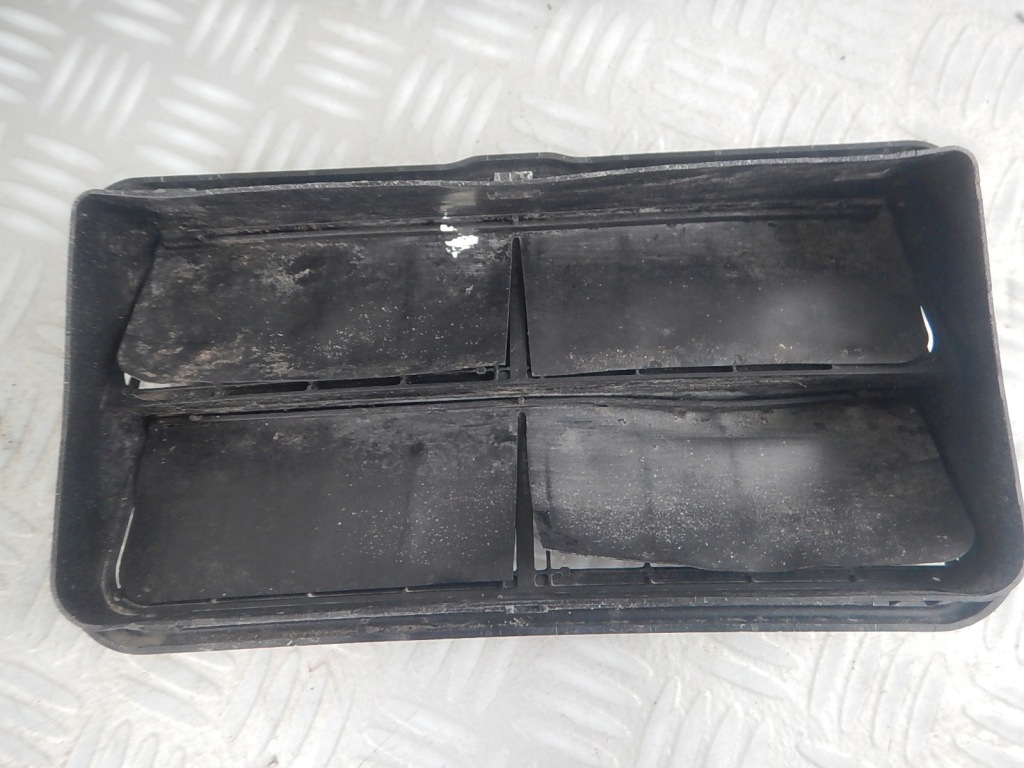 фото №1, Citroen c8 peugeot 807 lift решётка вентиляции