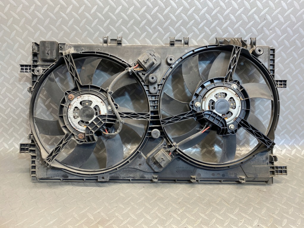 фото №1, Insignia a 2.0 cdti b20dth 170km вентиляторы вентилятор корпус