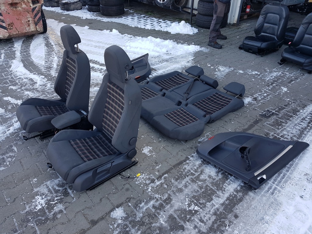 фото №4, Vw golf 5 v 04-09r gti hb сиденья заднее сиденье 5d