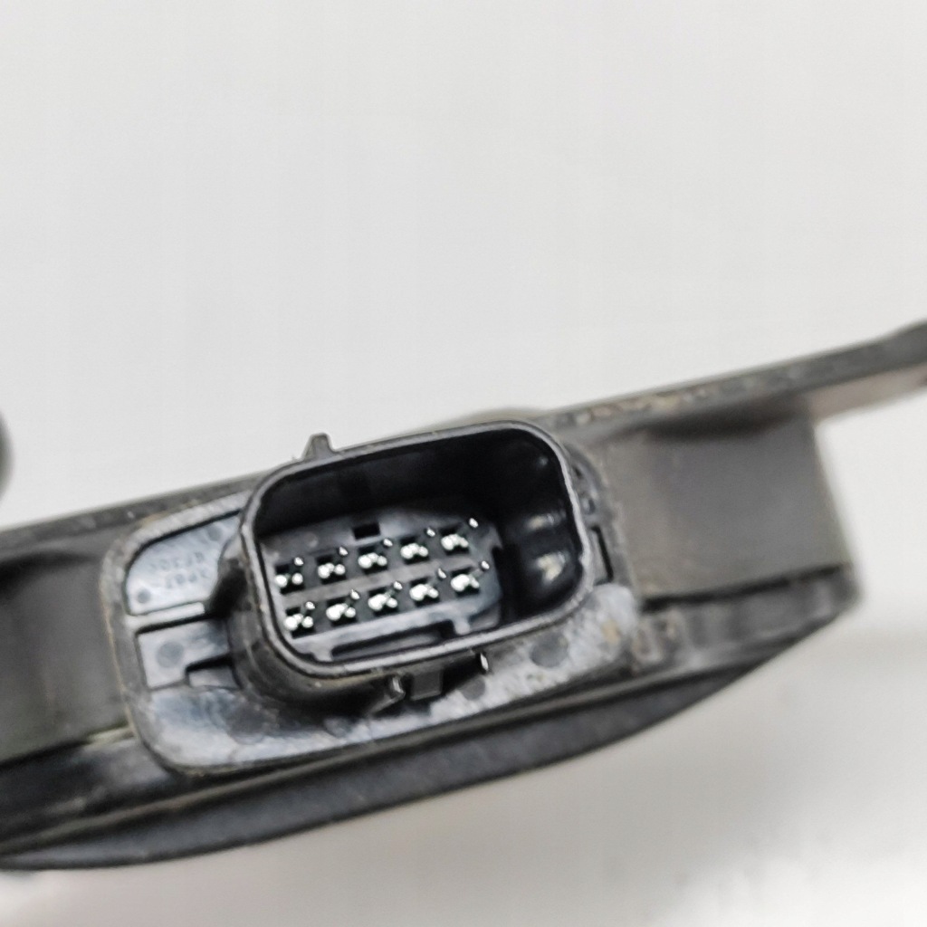 Lexus ux 2022 модуль мертвого pola Недорого