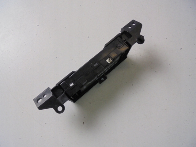 фото №1, Усилитель антенный kia sportage v 2021-