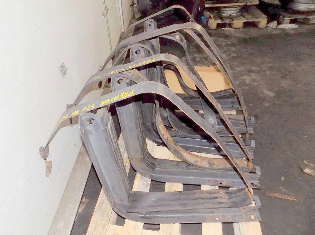 фото №4, Renault premium 420dci кронштейн хомут бака