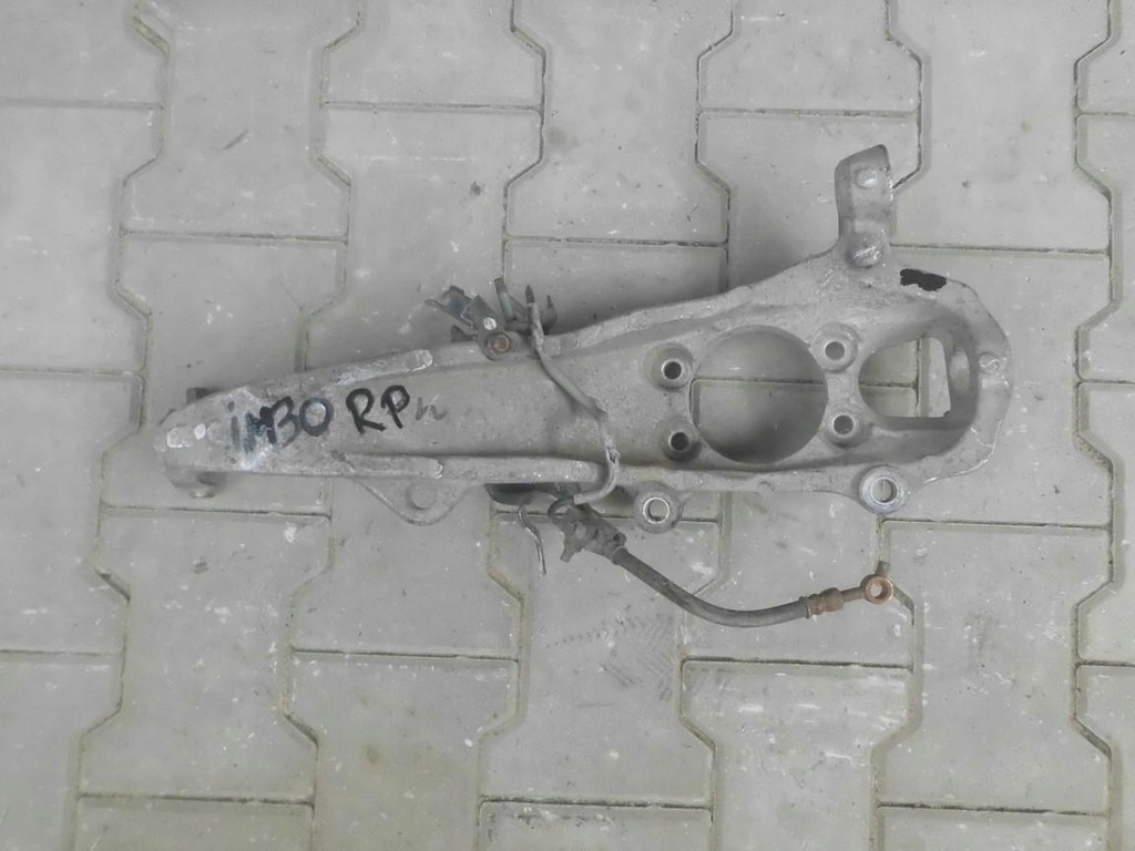 фото №1, Поворотный кулак правый перед infiniti m30