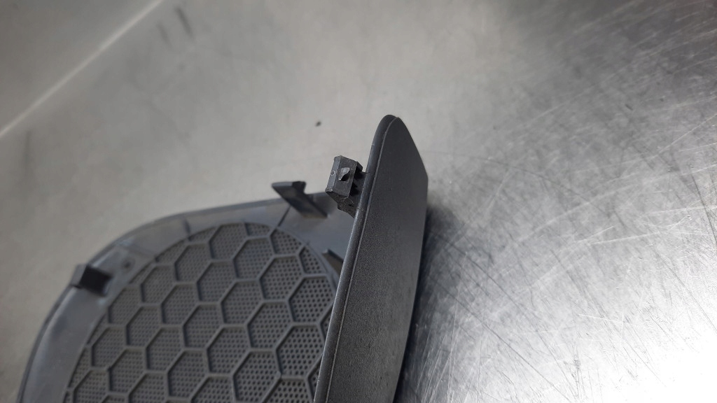 фото №7, Захист накладка динаміка 30883593 правий перед volvo s40 v40 96-04r