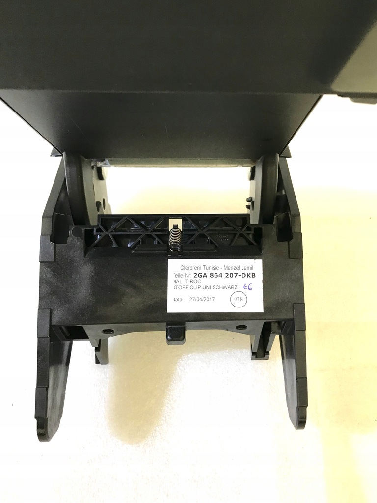 фото №4, Vw t-roc подлокотник материал 2ga864207