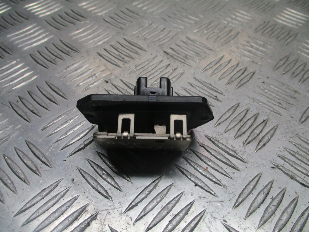 фото №5, Резистор резистор вентилятор toyota yaris verso