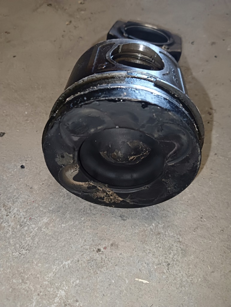 фото №7, Поршень з шатун bmw 2.0 d m47 i 8487e