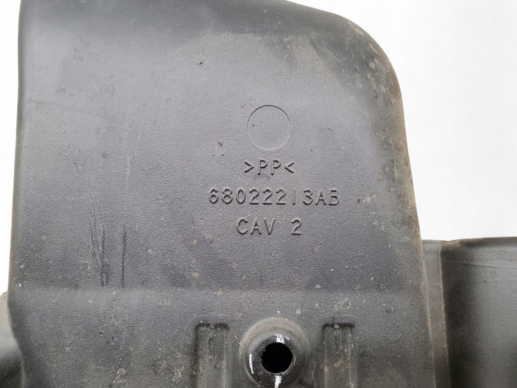 фото №5, Dodge durango iii 6802213ab частина труби впуску повітря