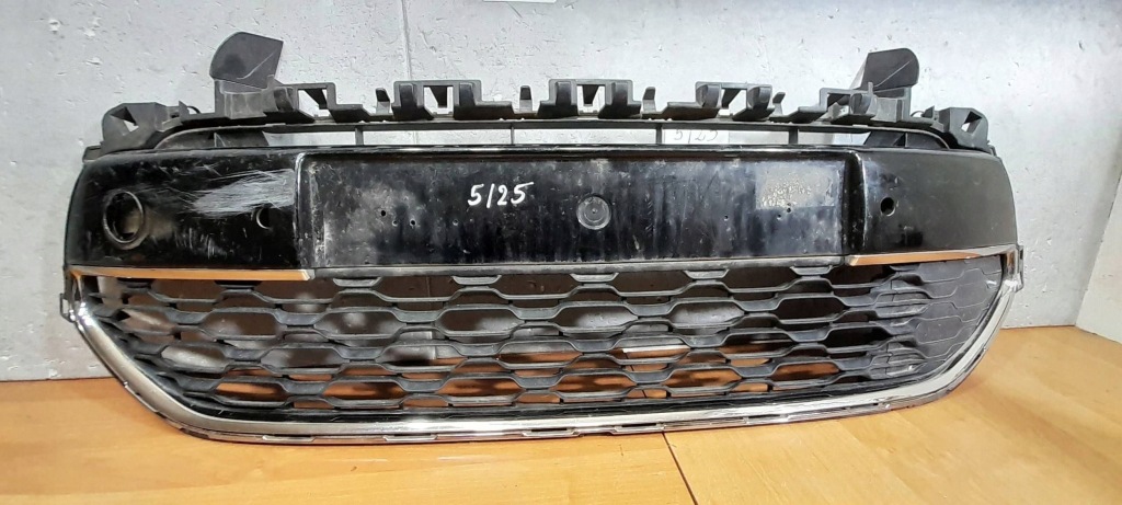 фото №1, C4 picasso ii решётка решётка радиатора хром бампер перед 13-16 оригинал