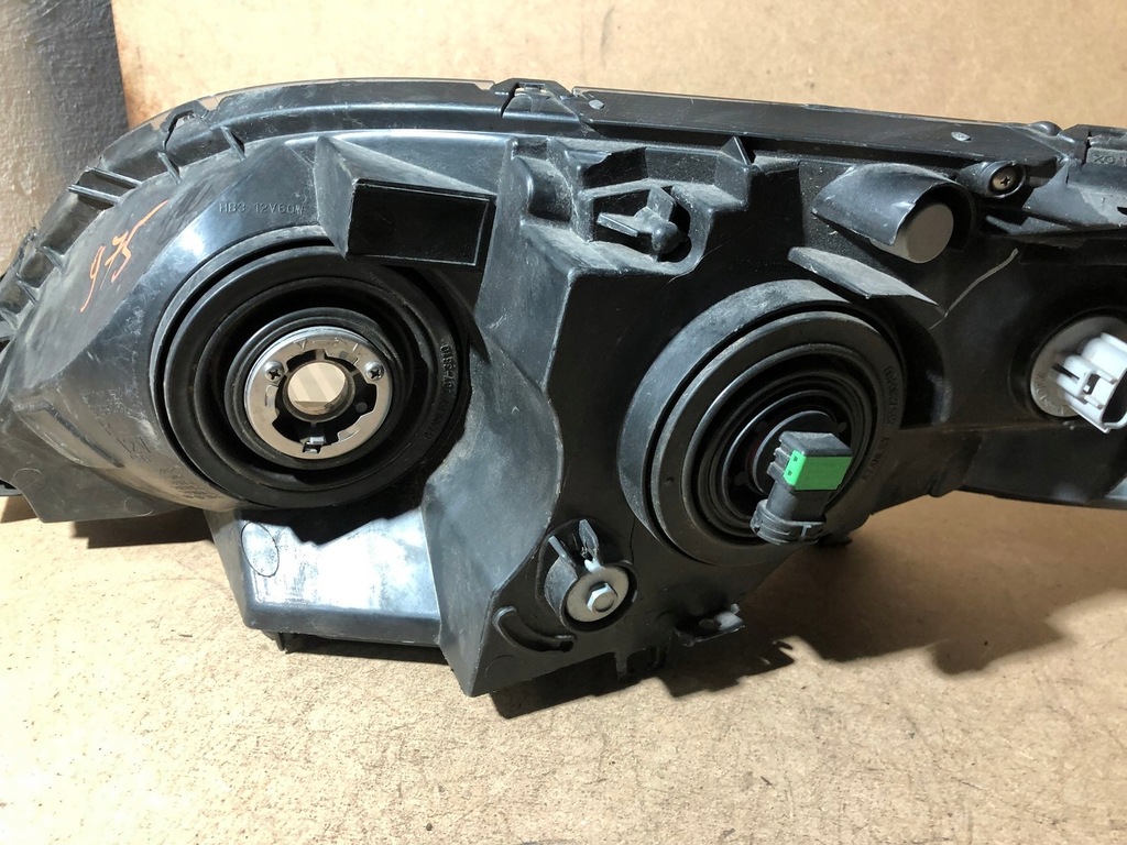 фото №7, Лампа права перед toyota sienna