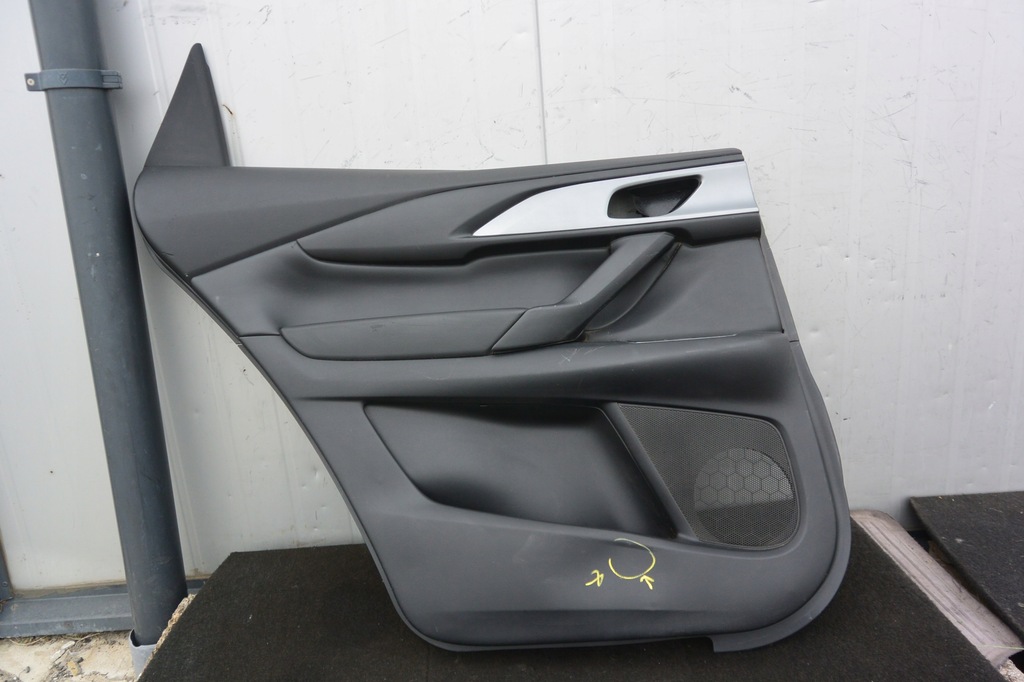фото №1, Обшивка дверь левый задняя mazda cx9 ii eu
