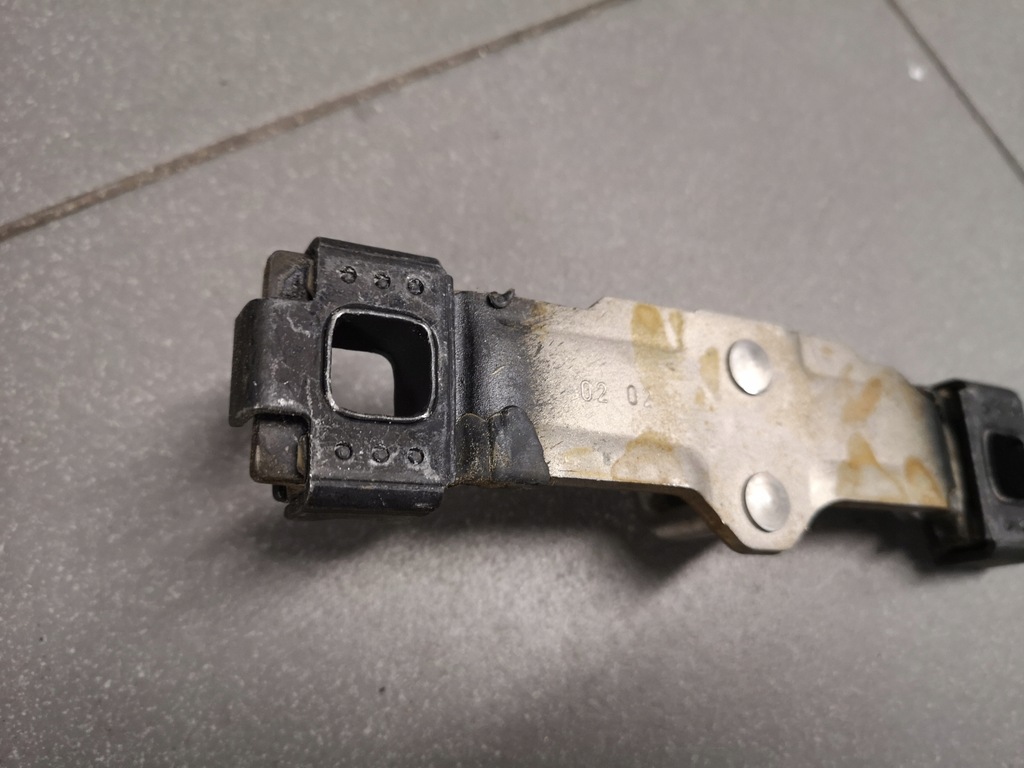 фото №6, Засов крышки багажника audi a6 c5 4b0827507m