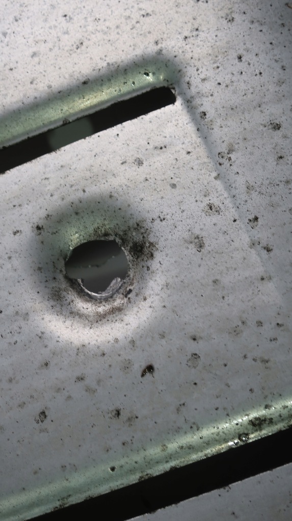 фото №1, Защита корпус катализатора глушителя лист mercedes actros mp4