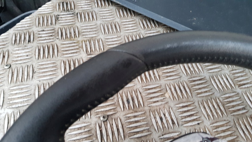 фото №8, Citroen c4 i picasso руль кожаный кожа