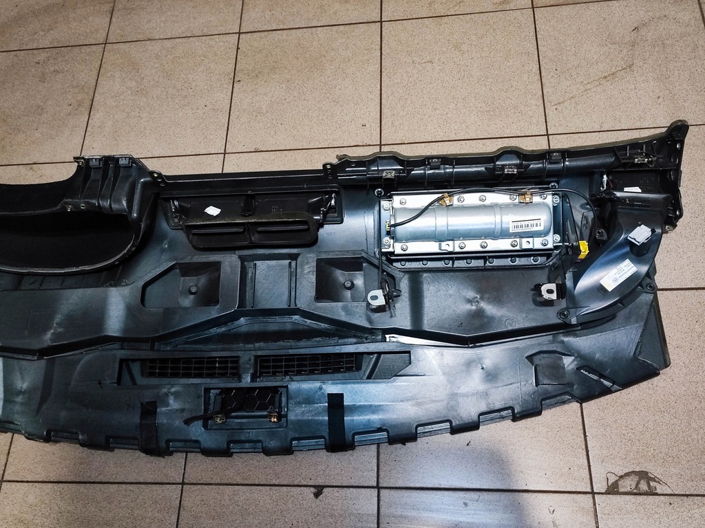 фото №9, Панель приладів приладова консоль air bag audi a4 b6