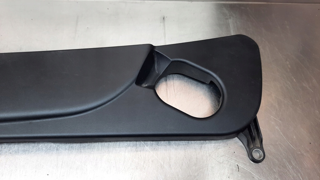 Захист поперечина передній 7801282-02 bmw e61 03-07r в Україні