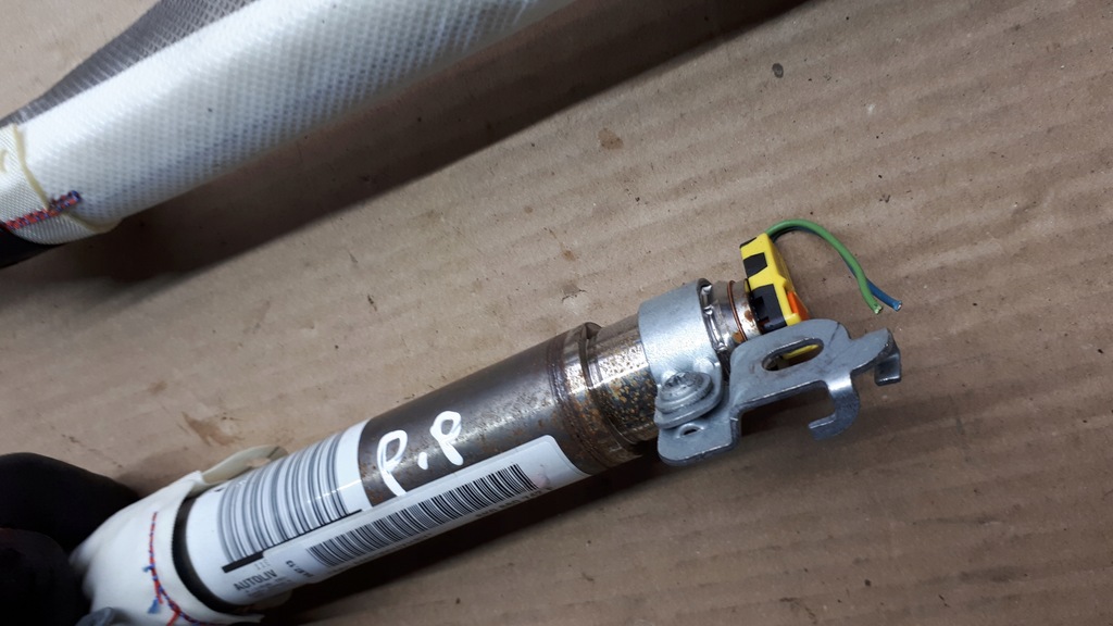 фото №8, S4 b8 lift a4 шторка безопасности воздушная правая 8k0880742f