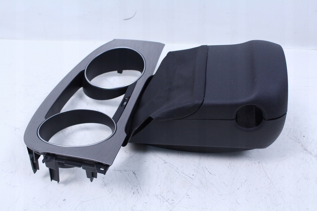 фото №5, Рамка защита спидометра vw golf sportsvan 15r.