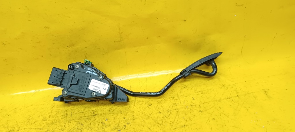 фото №8, Потенціометр газу almera 1,5dci 18002au410